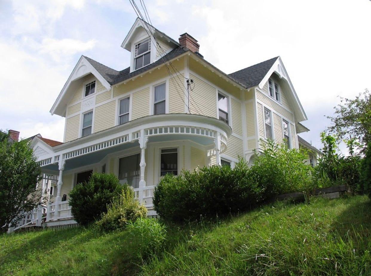 Professional house painters providing interior and exterior painting services